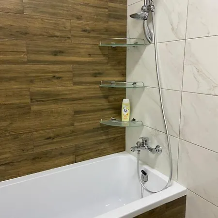 New 2 Bedroom 71 M *